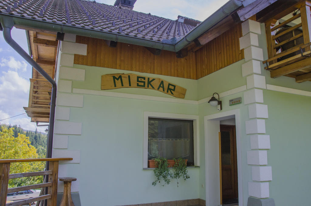 Miskar Rooms Церкниця Екстер'єр фото