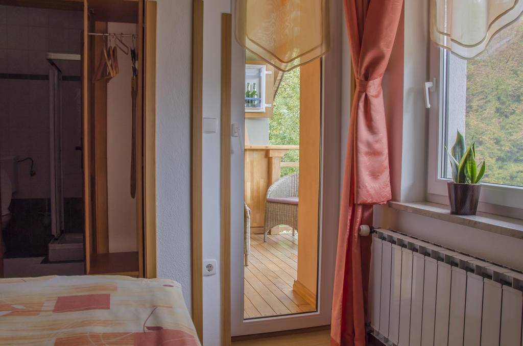 Miskar Rooms Церкниця Номер фото