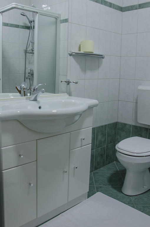 Miskar Rooms Церкниця Номер фото