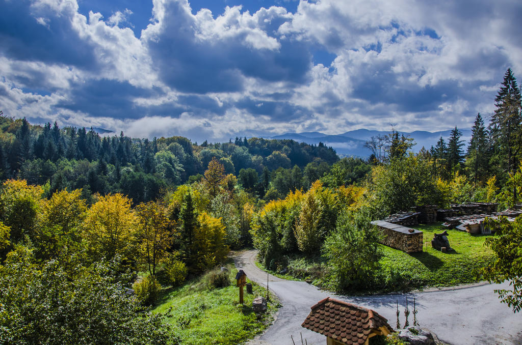 Miskar Rooms Церкниця Екстер'єр фото